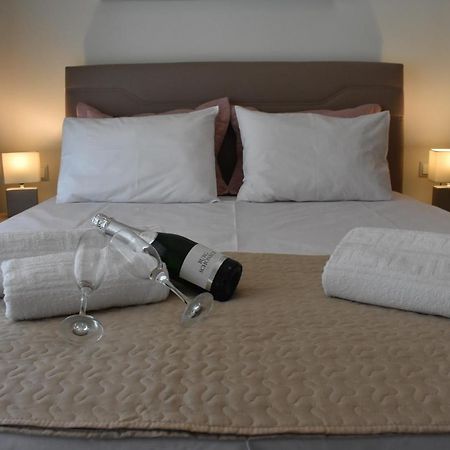 Chrysafenia & Leandros Downtown Apartment Kavála Ngoại thất bức ảnh